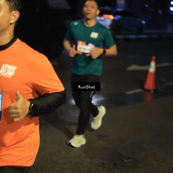 Runner Photo 7899428