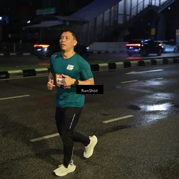 Runner Photo 7899448