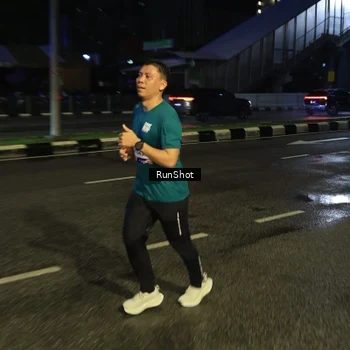 Runner Photo 7899452