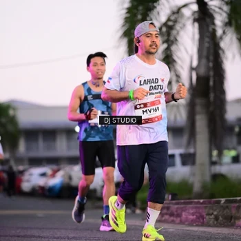 Runner Photo 7899454
