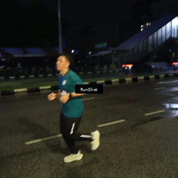 Runner Photo 7899460