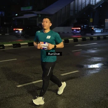 Runner Photo 7899470