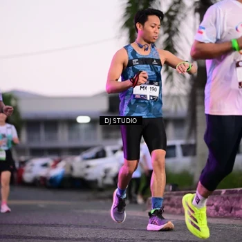 Runner Photo 7899472