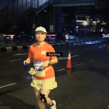 Runner Photo 7899477