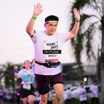 Runner Photo 7899494