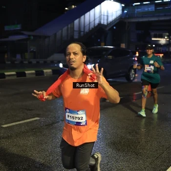 Runner Photo 7899554