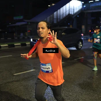 Runner Photo 7899556