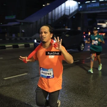 Runner Photo 7899557