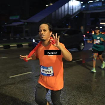 Runner Photo 7899558