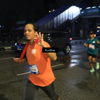 Runner Photo 7899565