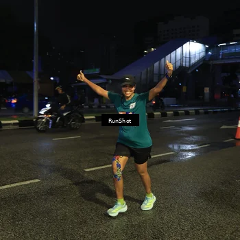 Runner Photo 7899603