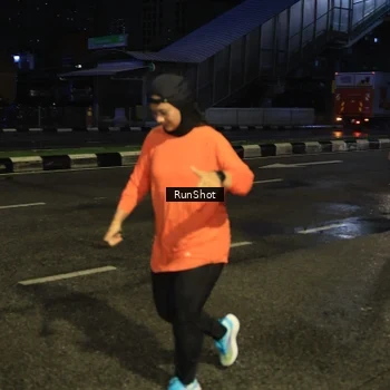 Runner Photo 7899640