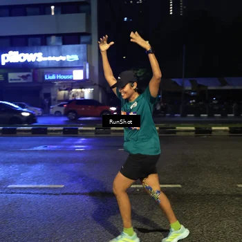 Runner Photo 7899669
