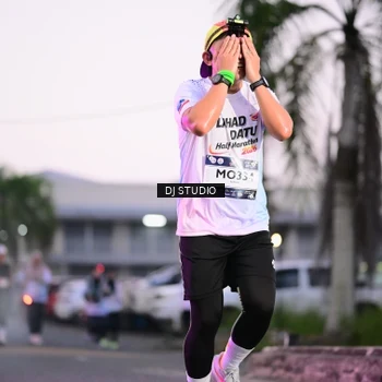 Runner Photo 7899681