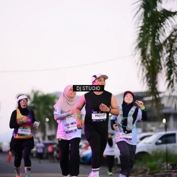 Runner Photo 7899684