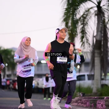 Runner Photo 7899695