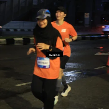 Runner Photo 7899709