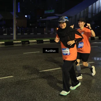 Runner Photo 7899733