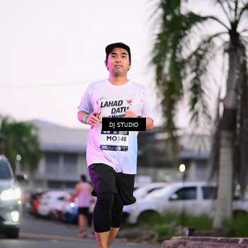 Runner Photo 7899734
