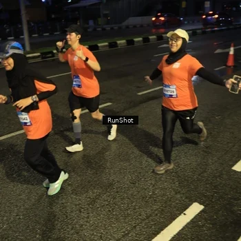 Runner Photo 7899761