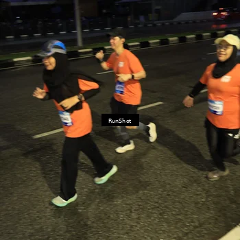 Runner Photo 7899762