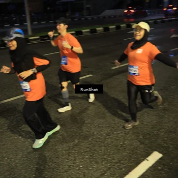 Runner Photo 7899764