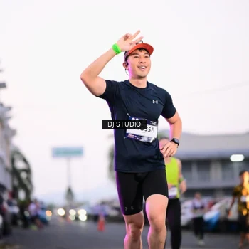 Runner Photo 7899793