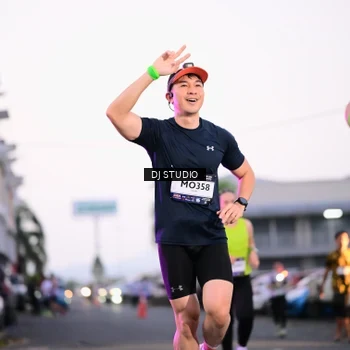 Runner Photo 7899794