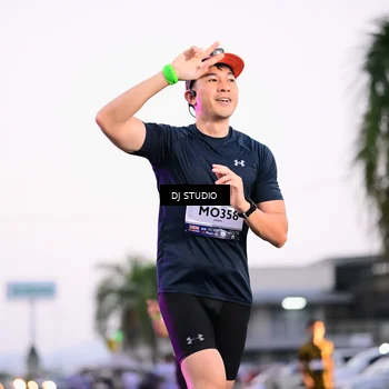Runner Photo 7899804