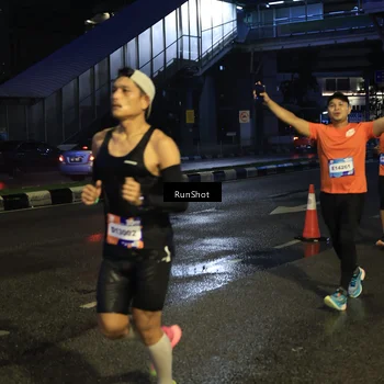 Runner Photo 7899823