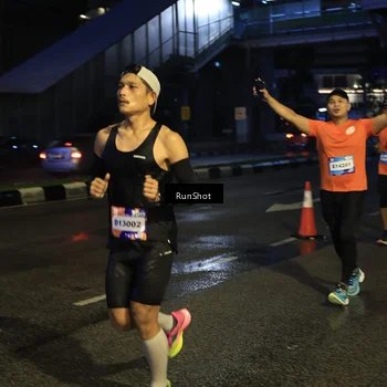 Runner Photo 7899824