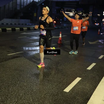 Runner Photo 7899828