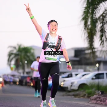 Runner Photo 7899849