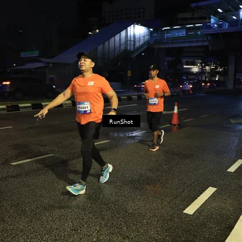 Runner Photo 7899862