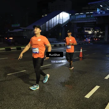 Runner Photo 7899864