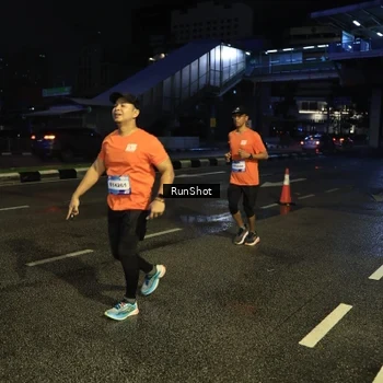 Runner Photo 7899865
