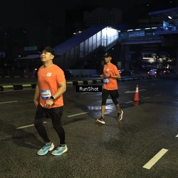 Runner Photo 7899885