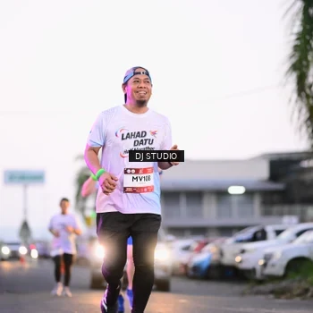Runner Photo 7899897