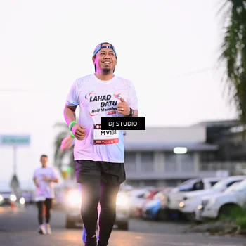 Runner Photo 7899908