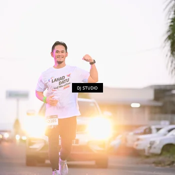 Runner Photo 7899941