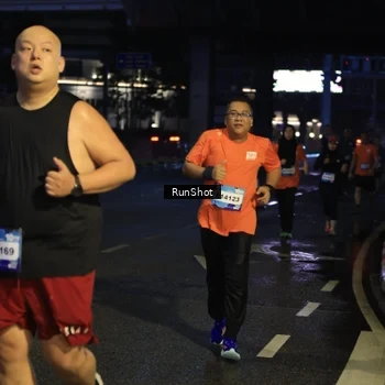 Runner Photo 7899968