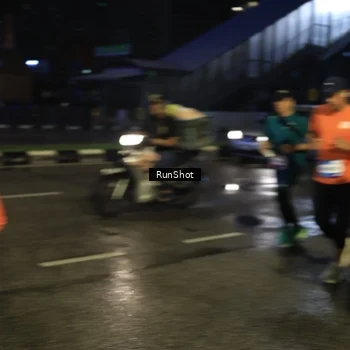 Runner Photo 7899973