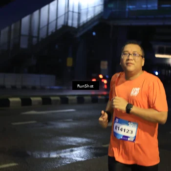 Runner Photo 7899979