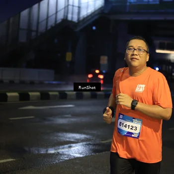 Runner Photo 7899980