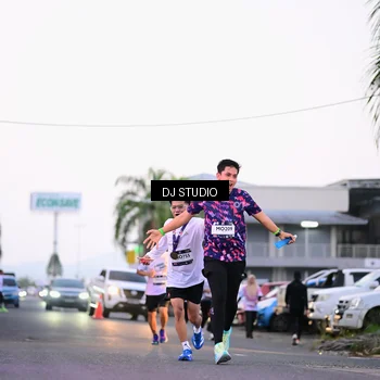 Runner Photo 7899990