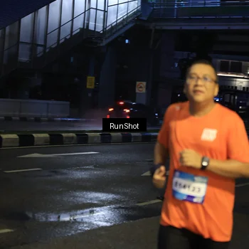 Runner Photo 7899992
