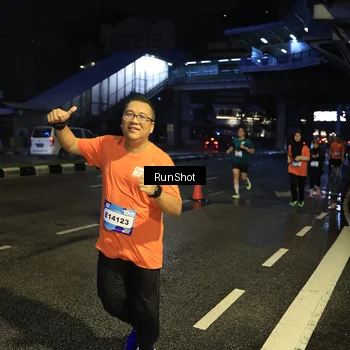 Runner Photo 7899993