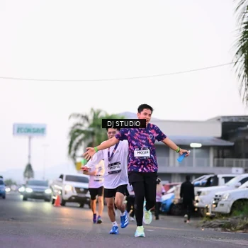 Runner Photo 7899994