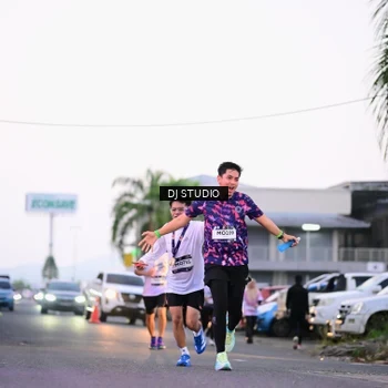 Runner Photo 7899995