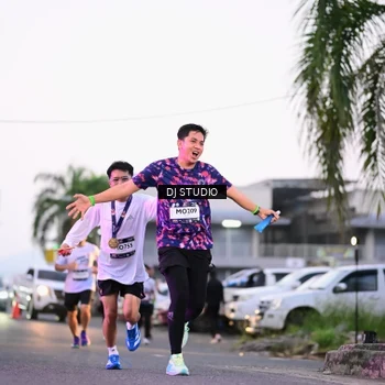 Runner Photo 7900008